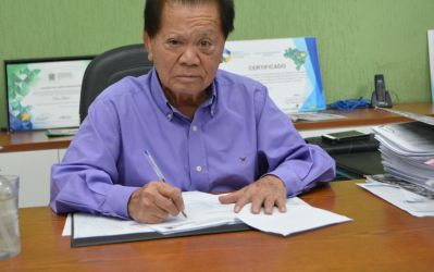 Prefeito Akira formaliza vinda do curso de Direito pela UEMS em Bataguassu